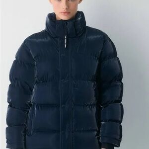 Aritzia The Super Puff - Liquid Shine - Admiral - S